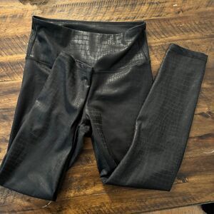 Marika black leather style pattern